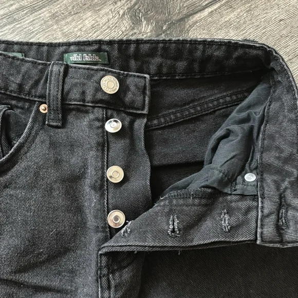 Wild Fable High waist, distressed black denim shirts, size 00 - Picture 3 of 6